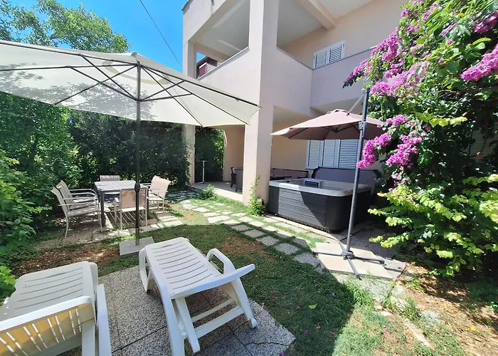 Kapelica Appartement Trogir