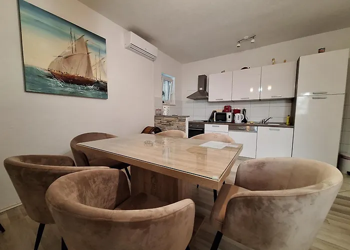 Kapelica Apartman Trogir