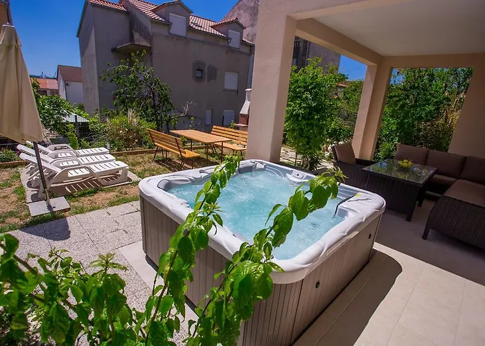 Kapelica Apartman Trogir